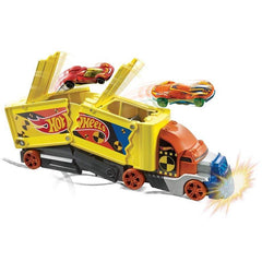 Hot Wheels Crashing Rig